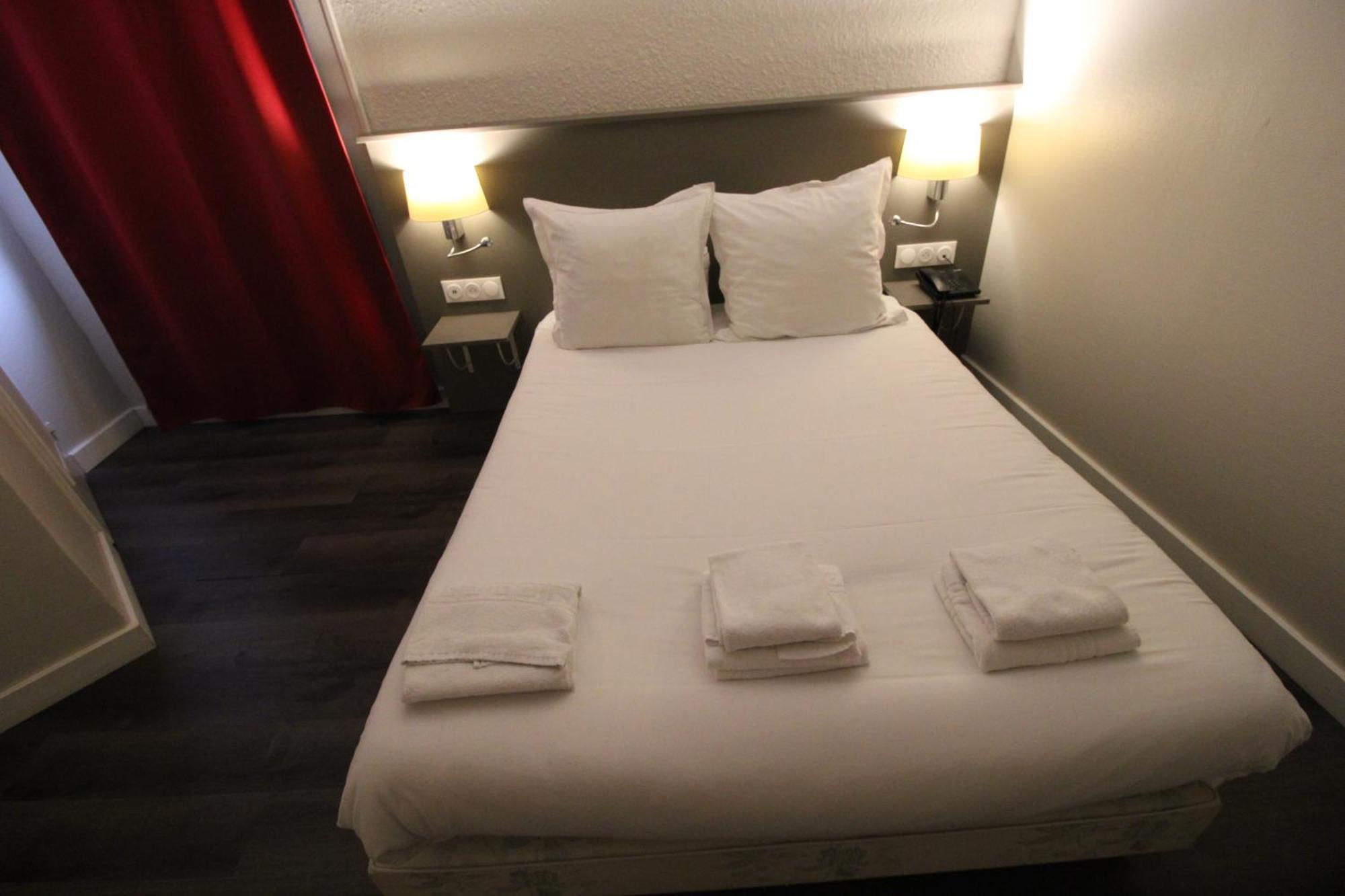 Hotel Casabianca Moulins  Ngoại thất bức ảnh