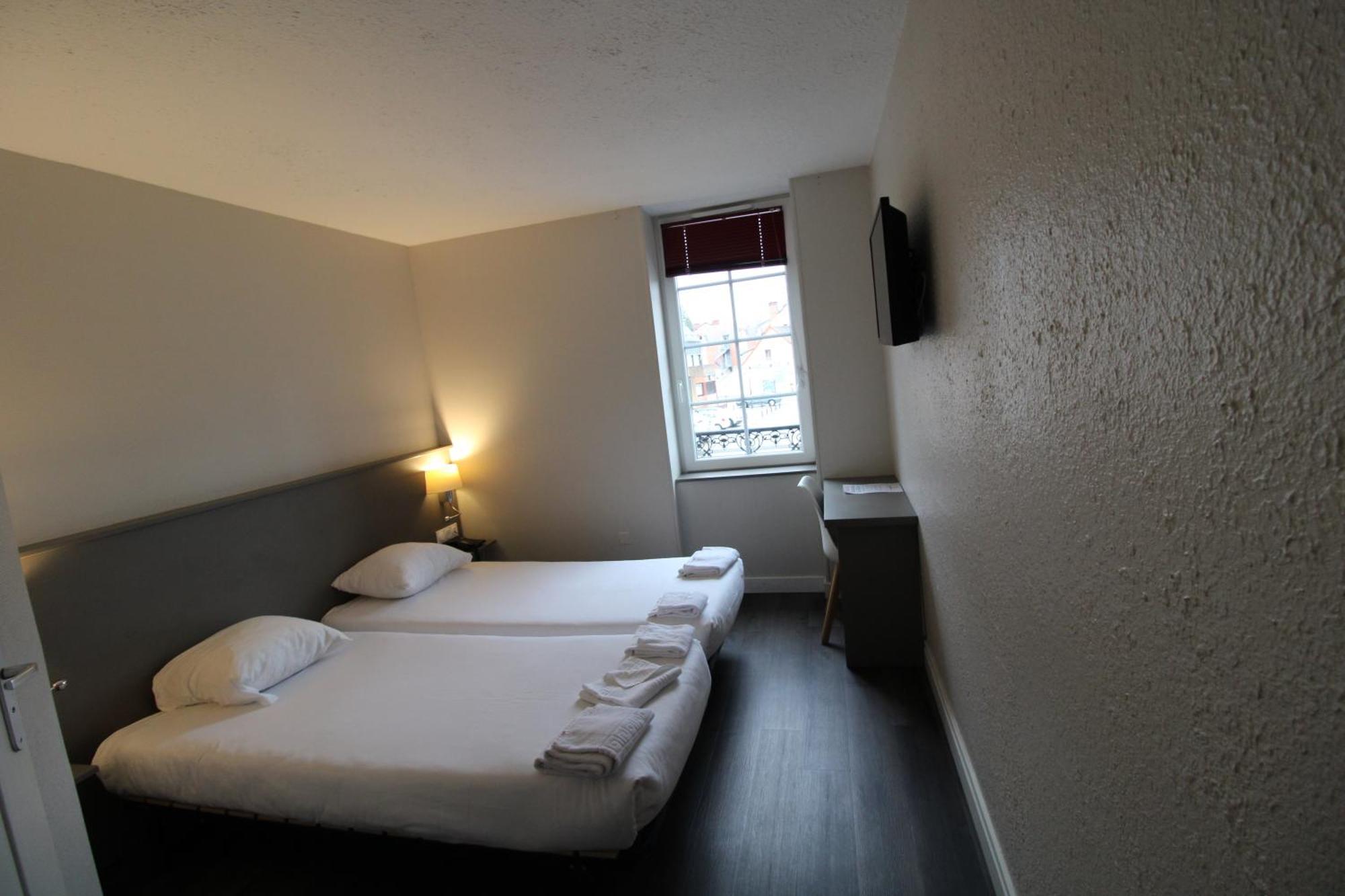 Hotel Casabianca Moulins  Ngoại thất bức ảnh