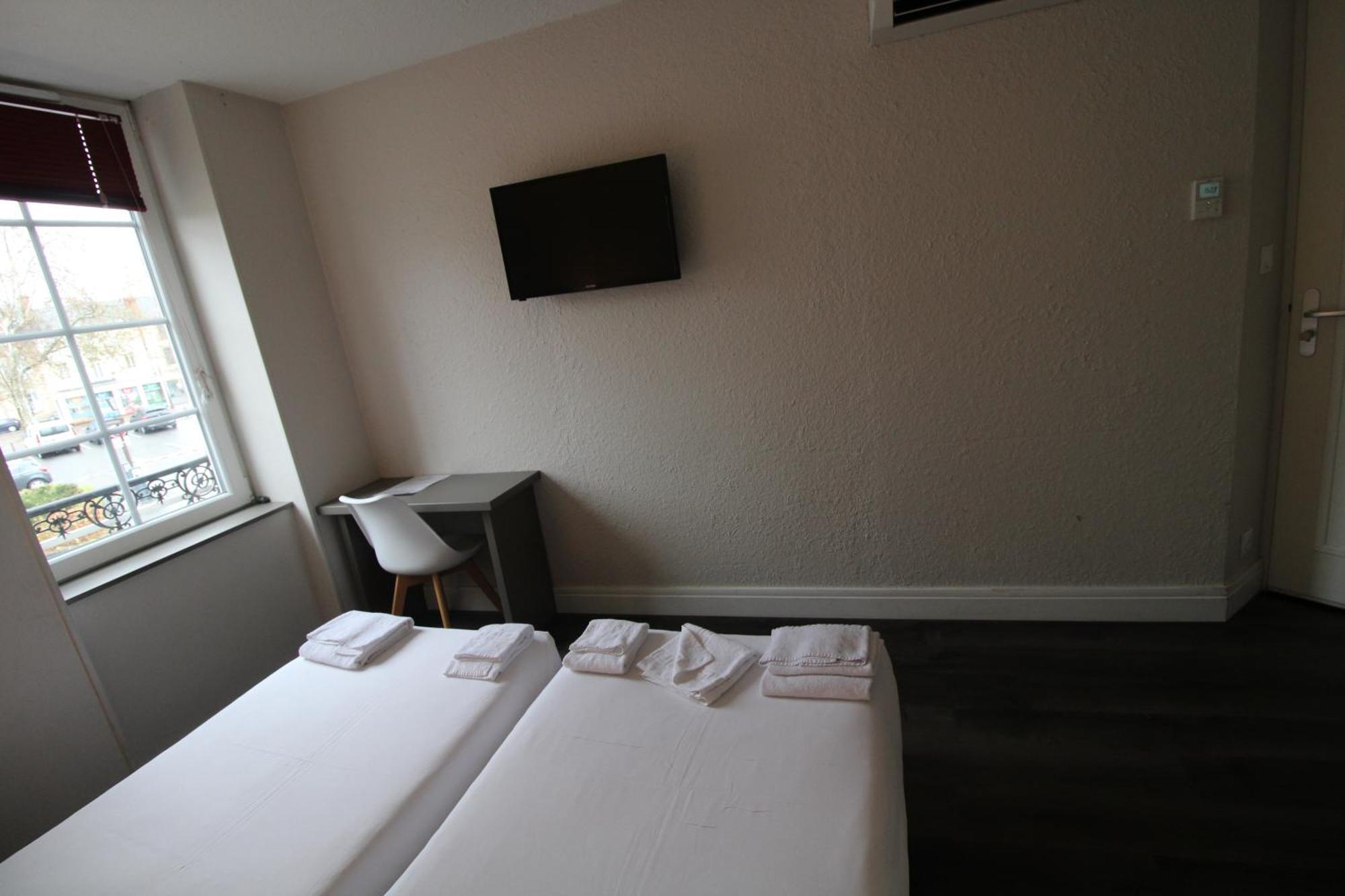 Hotel Casabianca Moulins  Ngoại thất bức ảnh